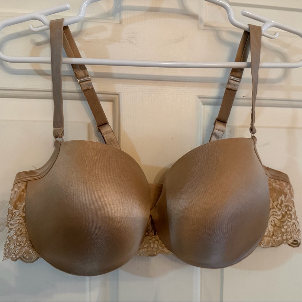 Cacique bra, fully convertible